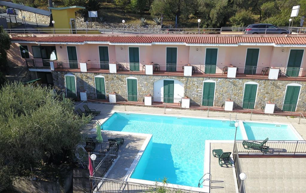 Ulivo Hotel Diano Marina Exterior photo